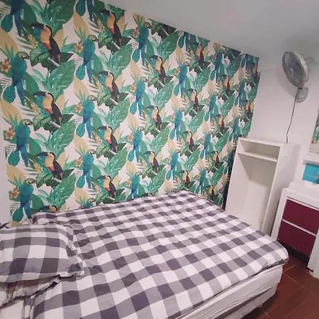 Réu-nid Hostal *