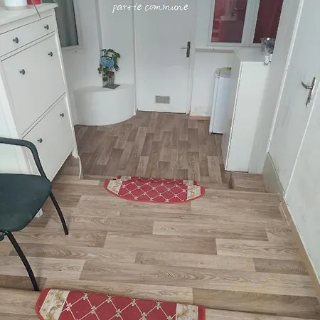 Hostal Réu-nid París